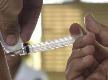 Faixa etária ampliada: Vacina contra HPV passa a ser oferecida a meninos de 11 a 15 anos