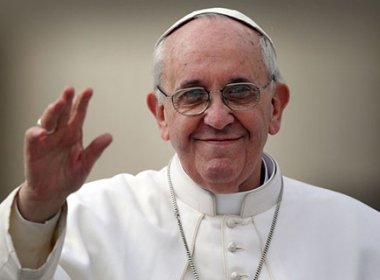 Papa Francisco deseja paz neste Natal para vítimas da guerra e do terrorismo