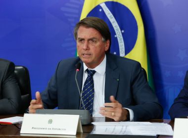 Bolsonaro mantém ataques ao STF e fala em interferências indevidas no governo