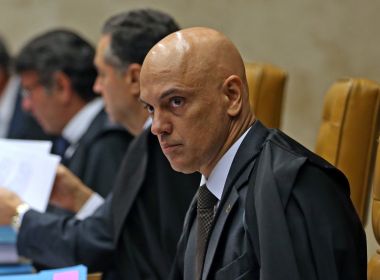 Moraes rejeita arquivar inquérito sobre Bolsonaro e diz que PGR mudou de posição