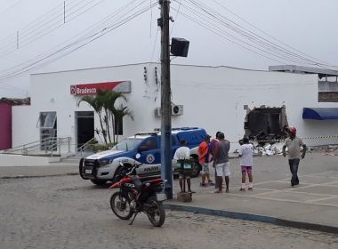 Grupos explodem bancos em Coronel João Sá e Santa Cruz da Vitória 