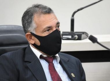 Jequié: Vereador desafia prefeito sobre pavimentação de estradas e gestor responde