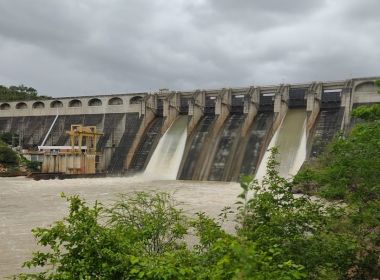 Jequié: Rui alerta para risco de barragem 'sangrar' após volume de água subir