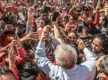 Datafolha: Lula se mantém na liderança das intenções de voto mesmo condenado